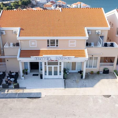 Hotel Ami - M Neum Luaran gambar