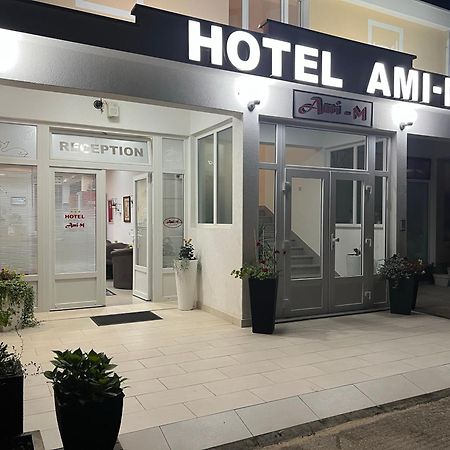 Hotel Ami - M Neum Luaran gambar