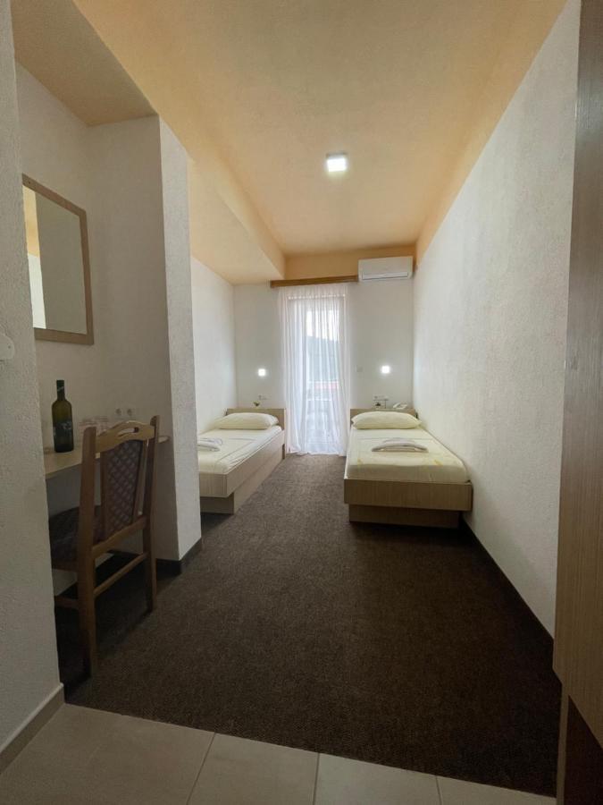 Hotel Ami - M Neum Luaran gambar