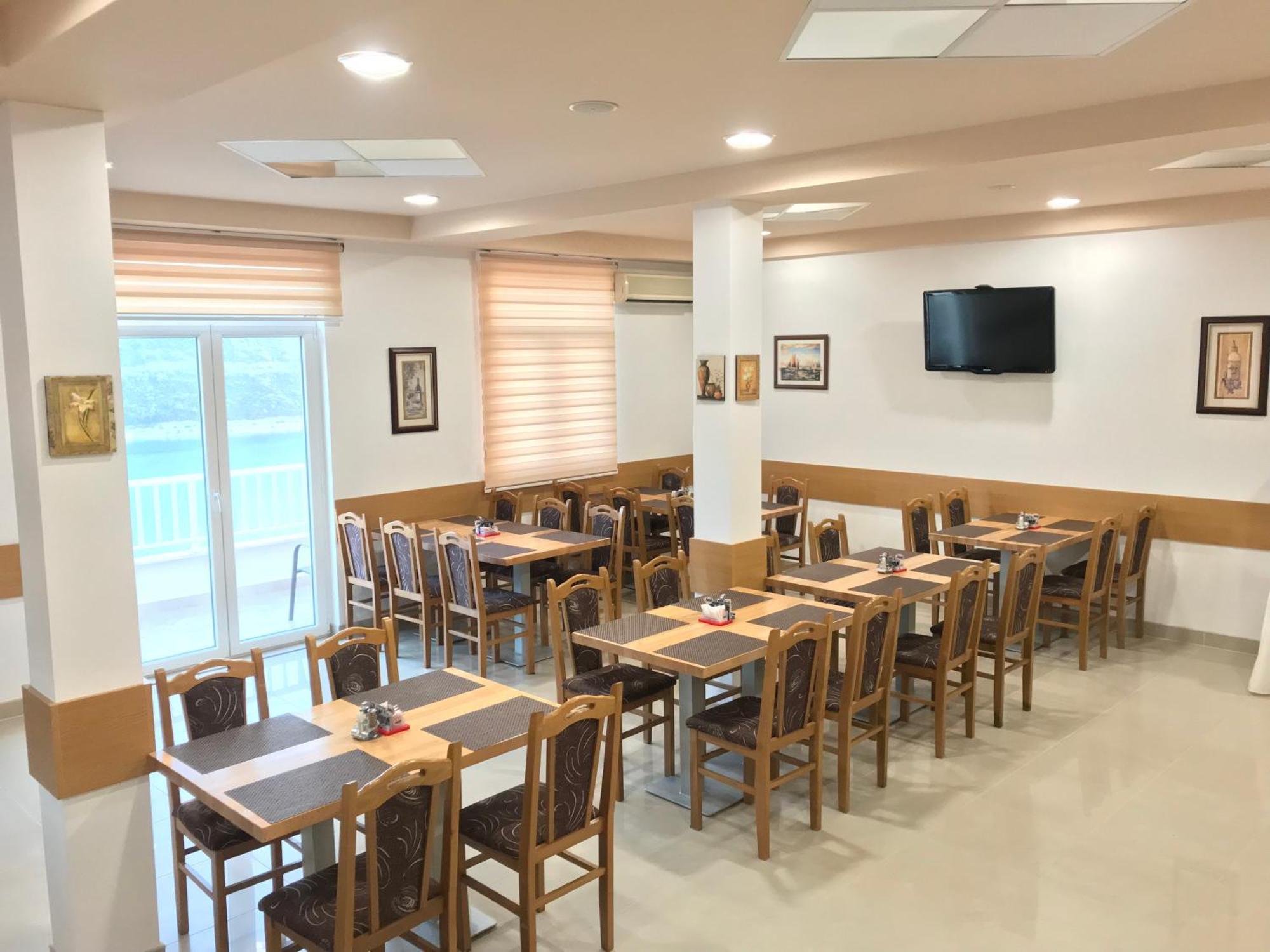 Hotel Ami - M Neum Luaran gambar
