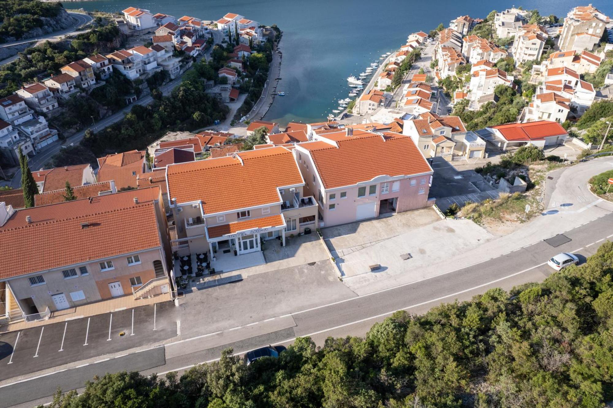 Hotel Ami - M Neum Luaran gambar